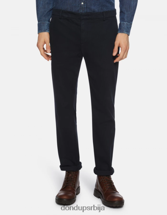 морнарско плаво